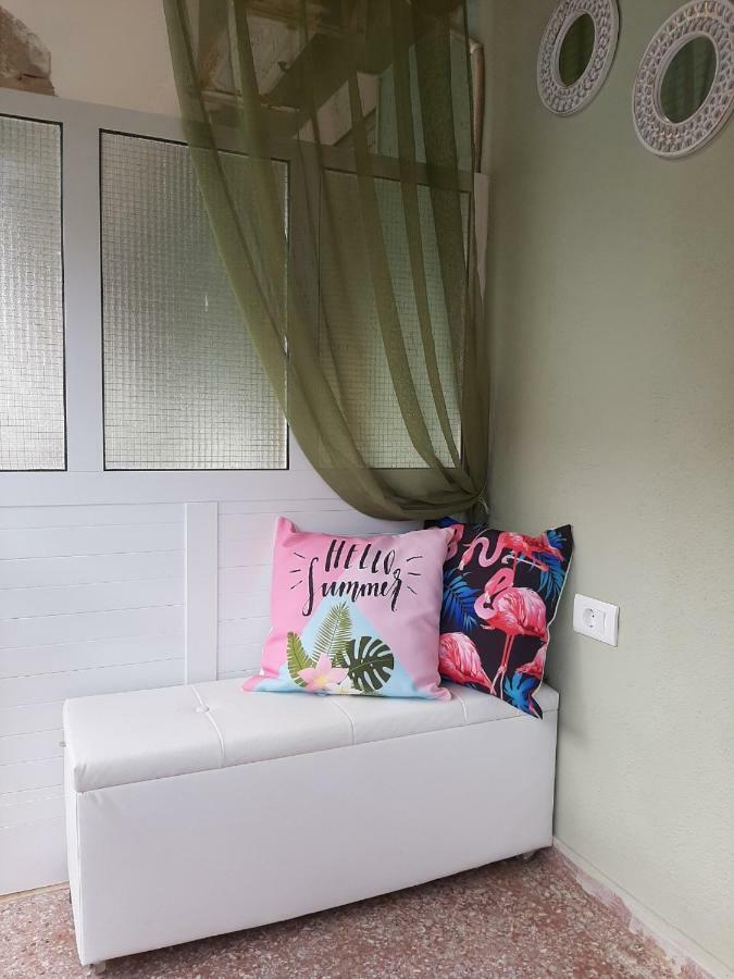 Gala Apartment Nea Poteidaia Exteriör bild